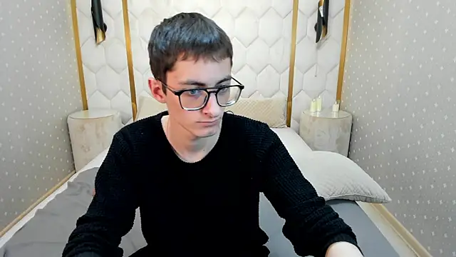 RonBevs online show from May 27, 9:33 pm