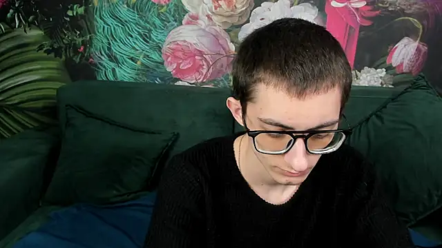RonBevs online show from April 11, 7:50 pm