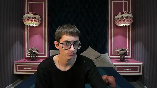RonBevs online show from June 6, 8:14 pm