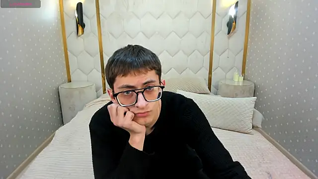 RonBevs online show from June 11, 3:03 am