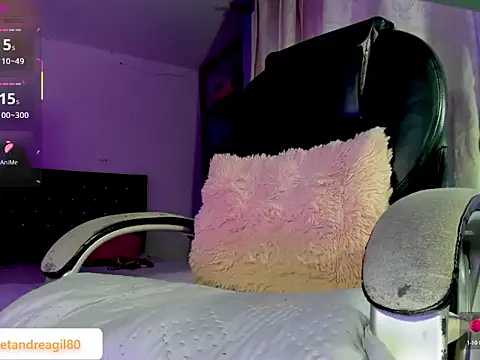 Sweetandreagill online show from August 2, 7:07 am