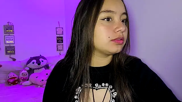 cherry valeria online show from July 17, 3:37 am