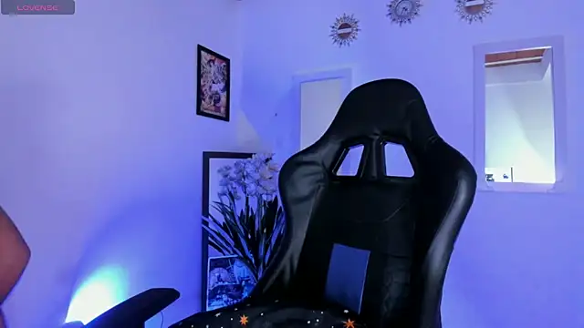 Dimitra hells online show from April 1, 9:45 pm