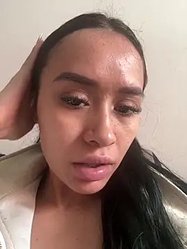 Zoe- -din online show from March 25, 6:51 pm