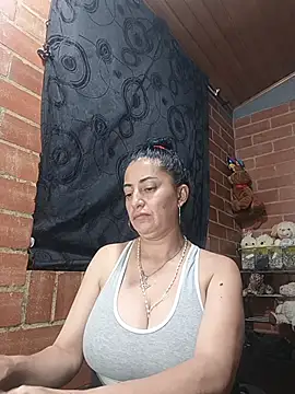 Snapshot of Alexandrina chatting on May 1, 12:04 am Alexandrina online show from May 1, 12:04 am