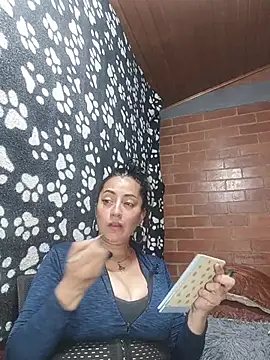 Alexandrina online show from February 9, 11:25 pm