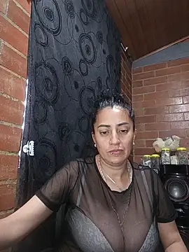 Snapshot of Alexandrina chatting on May 12, 10:05 pm Alexandrina online show from May 12, 10:05 pm