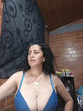 Snapshot of Alexandrina chatting on May 15, 10:52 pm Alexandrina online show from May 15, 10:52 pm