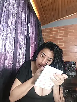 Alexandrina online show from November 27, 3:12 pm