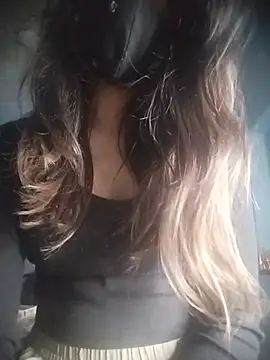 Snapshot of Tasty_Cherry chatting on June 26, 4:02 pm Tasty Cherry online show from June 26, 4:02 pm