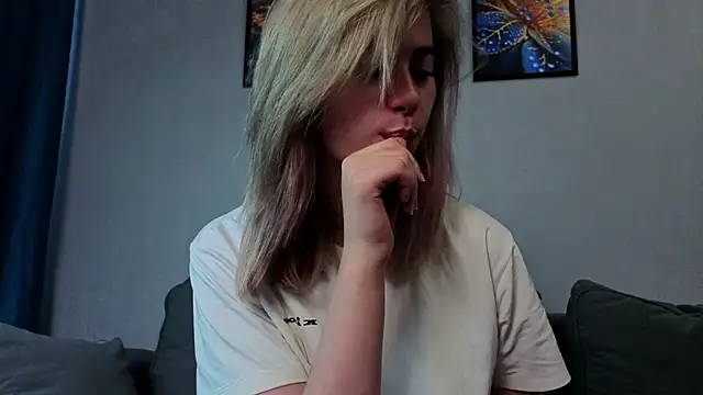 ivygenesis online show from June 25, 4:43 am