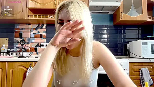 ivygenesis online show from May 2, 3:23 am