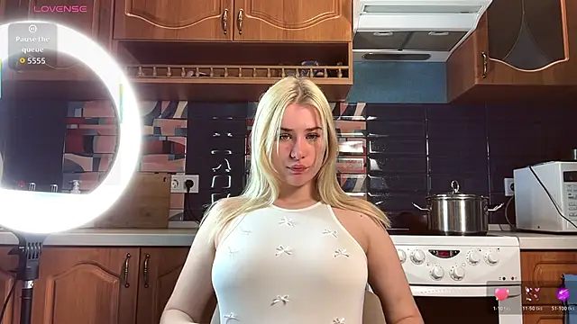 ivygenesis online show from April 13, 2:54 pm