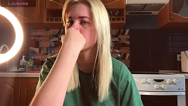 ivygenesis online show from March 29, 3:41 am