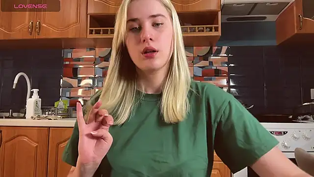 ivygenesis online show from March 25, 5:56 pm