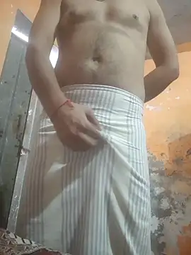 Snapshot of bodymassage455 chatting on July 6, 3:46 am bodymassage455 online show from July 6, 3:46 am
