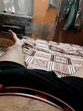 Snapshot of bodymassage455 chatting on July 11, 2:34 am bodymassage455 online show from July 11, 2:34 am