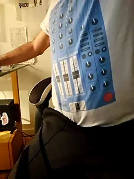 dufatcock online show from April 12, 8:06 am