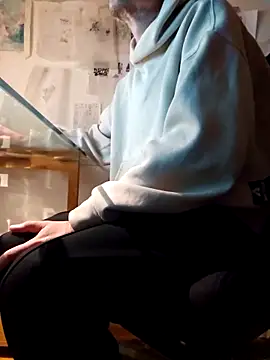 dufatcock online show from March 20, 10:33 pm