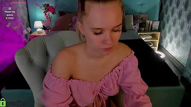 Alice Pleasance online show from March 31, 8:27 am