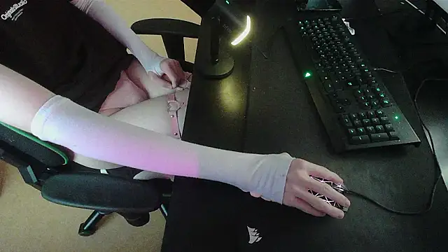 xfacelessfembxy online show from March 13, 10:09 am