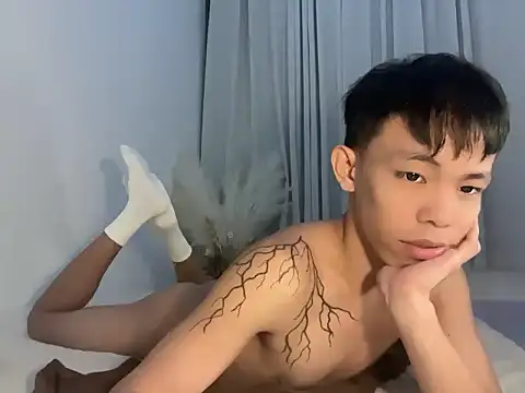 hottasianboy online show from July 7, 1:58 pm