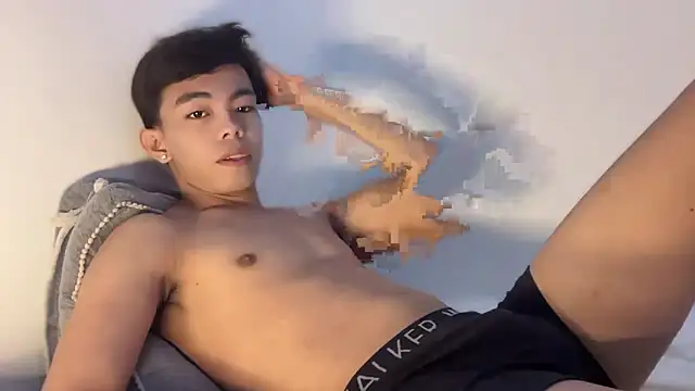hottasianboy online show from March 15, 12:56 pm