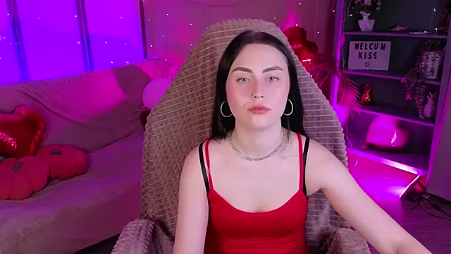 NoraLumi online show from July 15, 5:47 am