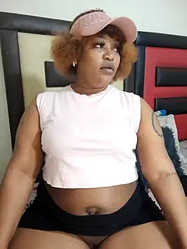 ShavePussyFatAssxx online show from August 5, 8:58 pm