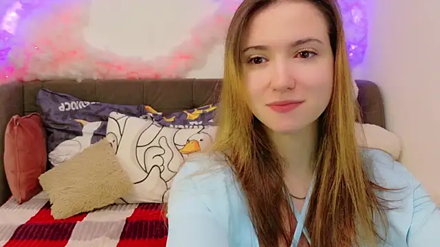 Snapshot of LeenMoonie chatting on May 30, 5:36 am LeenMoonie online show from May 30, 5:36 am