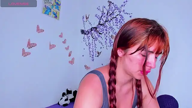 kyliewilso online show from May 21, 9:39 am