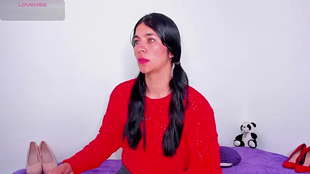 kyliewilso online show from March 13, 9:25 am