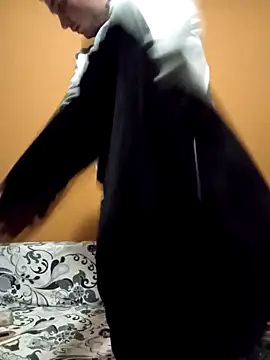 Amadoor21 online show from March 15, 5:31 pm