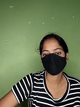Snapshot of nidhiyadav00 chatting on May 8, 6:23 pm nidhiyadav00 online show from May 8, 6:23 pm