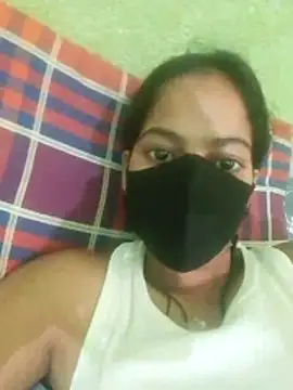 Snapshot of nidhiyadav00 chatting on April 19, 9:10 am nidhiyadav00 online show from April 19, 9:10 am