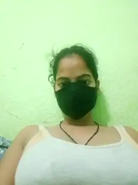 Snapshot of nidhiyadav00 chatting on April 20, 7:26 pm nidhiyadav00 online show from April 20, 7:26 pm