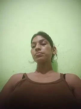 Snapshot of nidhiyadav00 chatting on June 1, 6:51 pm nidhiyadav00 online show from June 1, 6:51 pm