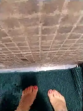 Snapshot of feetandcock85 chatting on March 13, 8:14 pm feetandcock85 online show from March 13, 8:14 pm