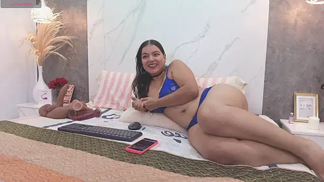 ScarletRause online show from April 24, 12:34 am