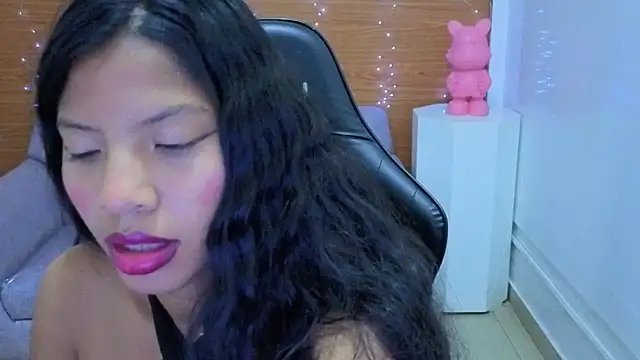 emily smith t online show from May 8, 8:01 pm