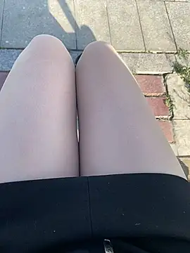 AIone se online show from April 10, 8:43 am