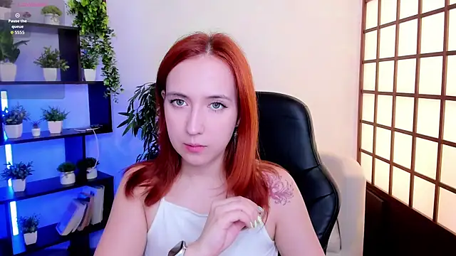 Alexa temptress online show from April 13, 2:04 am