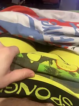 thiago 16v online show from April 12, 11:46 am