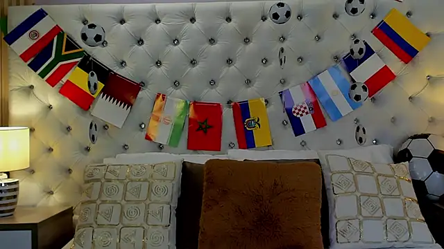 VaniaRouse online show from June 21, 12:44 pm
