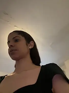 karlatiburcio online show from March 14, 8:15 pm