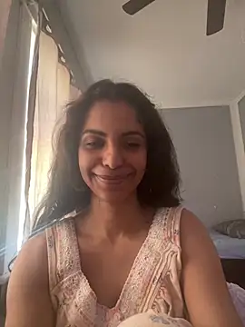 karlatiburcio online show from May 4, 7:17 pm