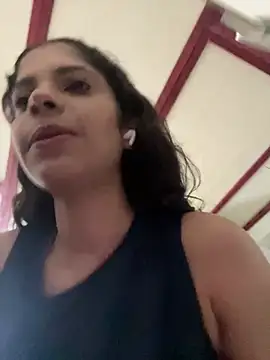 karlatiburcio online show from June 9, 3:13 pm