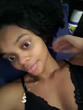 Snapshot of marialuiza2027 chatting on March 27, 4:52 pm marialuiza2027 online show from March 27, 4:52 pm