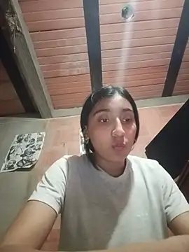 NoahAndBunny online show from June 1, 4:35 am