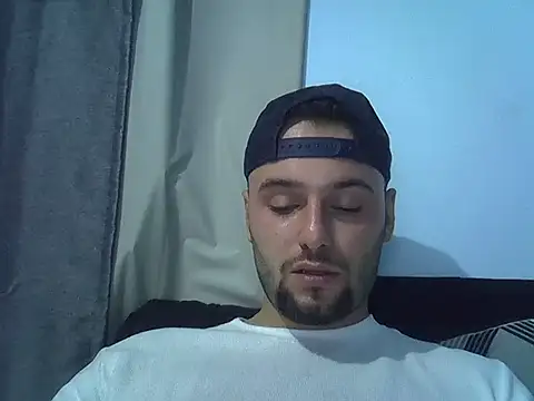 piazaocwb23 online show from April 8, 2:35 am